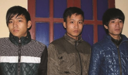 9X khống chế bé 1 tháng tuổi, ép mẹ giao nộp tiền, vàng