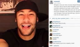 Neymar cười tươi ngày Rosell từ chức, báo thân Real lại chọc ngoáy Barca