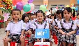 Học sinh lớp 1 phải ký cam kết 'không đua xe' ngày Tết?