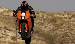 KTM - Thương hiệu mô tô tăng trưởng mạnh mẽ nhất 2013