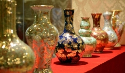 Choáng ngợp với những món quà Tết tiền tỷ