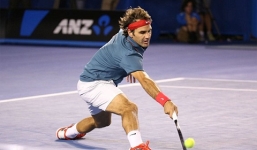 Federer bị tố ăn gian giành vé vào bán kết Australian Open