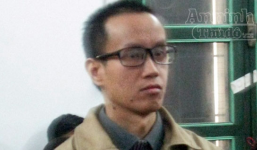 Dụ dỗ thiếu nữ 15 tuổi về nhà để giao cấu