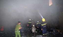 Phim trường gần 1000m2 cháy rụi