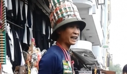 Clip: Rao hàng bá đạo ở chợ Nhà Xanh