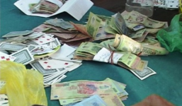 Đi bắt sòng bạc, 3 công an bị con bạc đánh dã man