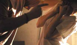 Bắt khẩn cấp kẻ đâm chết vợ chỉ vì 1 triệu đồng