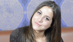 Cô gái nóng bỏng sex với 23 người đàn ông để mừng sinh nhật