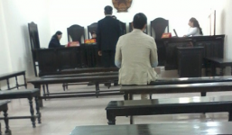 Phiên tòa cuối năm của bị cáo in hàng nghìn đĩa kích dục