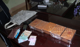 Phá chuyên án 514D, bắt 2 đối tượng mua bán trái phép 10 bánh hêrôin