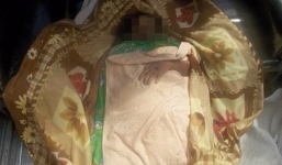 Khiếp đảm 3 anh em ăn nội tạng của mẹ đẻ