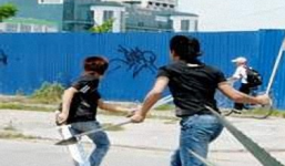 Đâm chết người vì bị chặn đường đi chơi tết