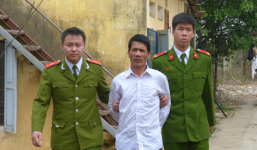 Siết cổ, đập đầu cụ bà 85 tuổi, cướp khuyên tai vàng