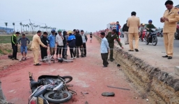 Đâm xe liên hoàn, 4 người thương vong