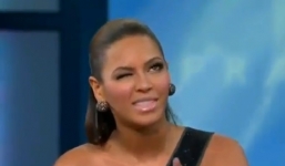 Clip chế hài hước chia sẻ của sao về Flappy Bird