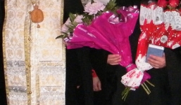  Nga: Vệ sĩ bắn chết sơ ngay trong nhà thờ