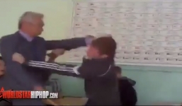 Giáo viên và học sinh “so găng” ngay giữa lớp học