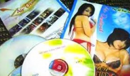 Hà Nội: Ông trùm sản xuất đĩa phim sex vào tù