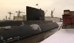 Tàu ngầm Hồ Chí Minh đang di chuyển chậm lại