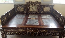 Đọ 2 siêu giường gần 10 tỉ của đại gia ngông nhất Việt Nam