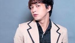 Ca sĩ 'Con bướm xinh' bị tố cáo 'ăn cắp' gần 100 triệu