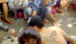 Bản tin 113 – sáng 14/2: Cha thua bạc, 2 con cướp sòng...