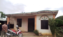 Người dân bỏ làng vì sợ… 'chết xấu'