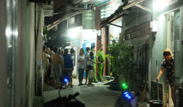 Phát hiện 5 người trong một gia đình nằm bất động trên giường