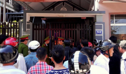 Vợ vác dao đâm chết chồng đúng ngày Valentine