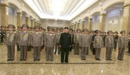 Triều Tiên thăng chức hàng loạt cán bộ quân đội cao cấp