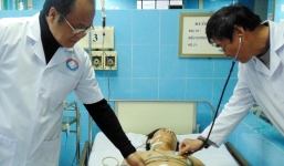 Nóng từ địa phương ngày 17/2: Quảng Bình - Bệnh nhân bị lưỡi cưa cắt sâu nửa bụng được cứu sống