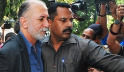 Cựu tổng biên tập bị buộc tội hiếp dâm đồng nghiệp