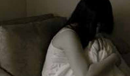 Bản tin 113 – sáng 18/2: Thầy giáo cưỡng dâm nữ sinh bị tạm giam...