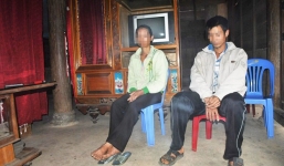 Từ chiếc áo trắng dính máu bắt nghi can giết bé gái 12 tuổi