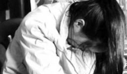 Cha thú tính hiếp dâm 2 con gái ruột gần một năm