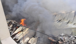 Hình ảnh vụ cháy lớn tại làng lụa Vạn Phúc, Hà Đông