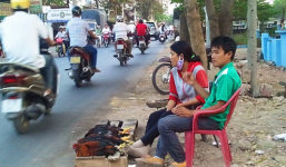 Buôn bán gia cầm tràn lan trước nguy cơ bùng phát dịch cúm