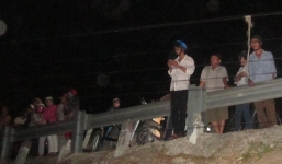 Cứu bạn gái nhảy sông tự tử, 2 người cùng chết đuối