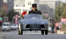 Lão nông Trung Quốc chế Lamborghini thu nhỏ cho cháu trai