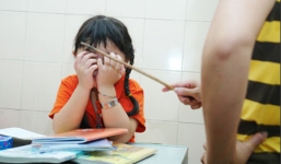 Học sinh bị cô giáo đánh phải nhập viện