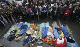 Xác người nằm la liệt giữa thủ đô của Ukraina