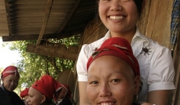 Giấc mơ có thật của cô gái Dao đỏ đầu tiên du học 