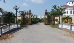 Hàng xóm nói về dinh thự khủng của quan Bến Tre