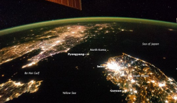 Sự khác biệt của Triều Tiên và Hàn Quốc khi nhìn từ vũ trụ