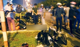 Vợ mang thai khóc ngất bên xác chồng chết thảm