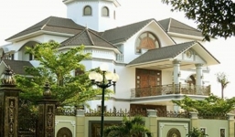 Ông Trần Văn Truyền nói về dinh thự 16.000m2, nhà gỗ đặc biệt