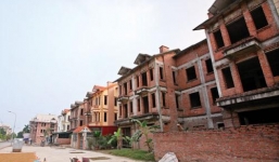 Bộ trưởng Thăng lấn sân bất động sản: Phải giảm giá!