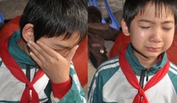 HS lớp 7 mồ côi phải nuôi anh chị ngớ ngẩn khiến dân mạng xúc động