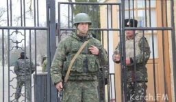 Dân mạng phương Tây sửng sốt với trang bị lính Nga ở Crimea