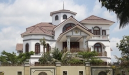 TBT Báo Người cao tuổi trực tiếp điều tra tài sản khủng của ông Truyền